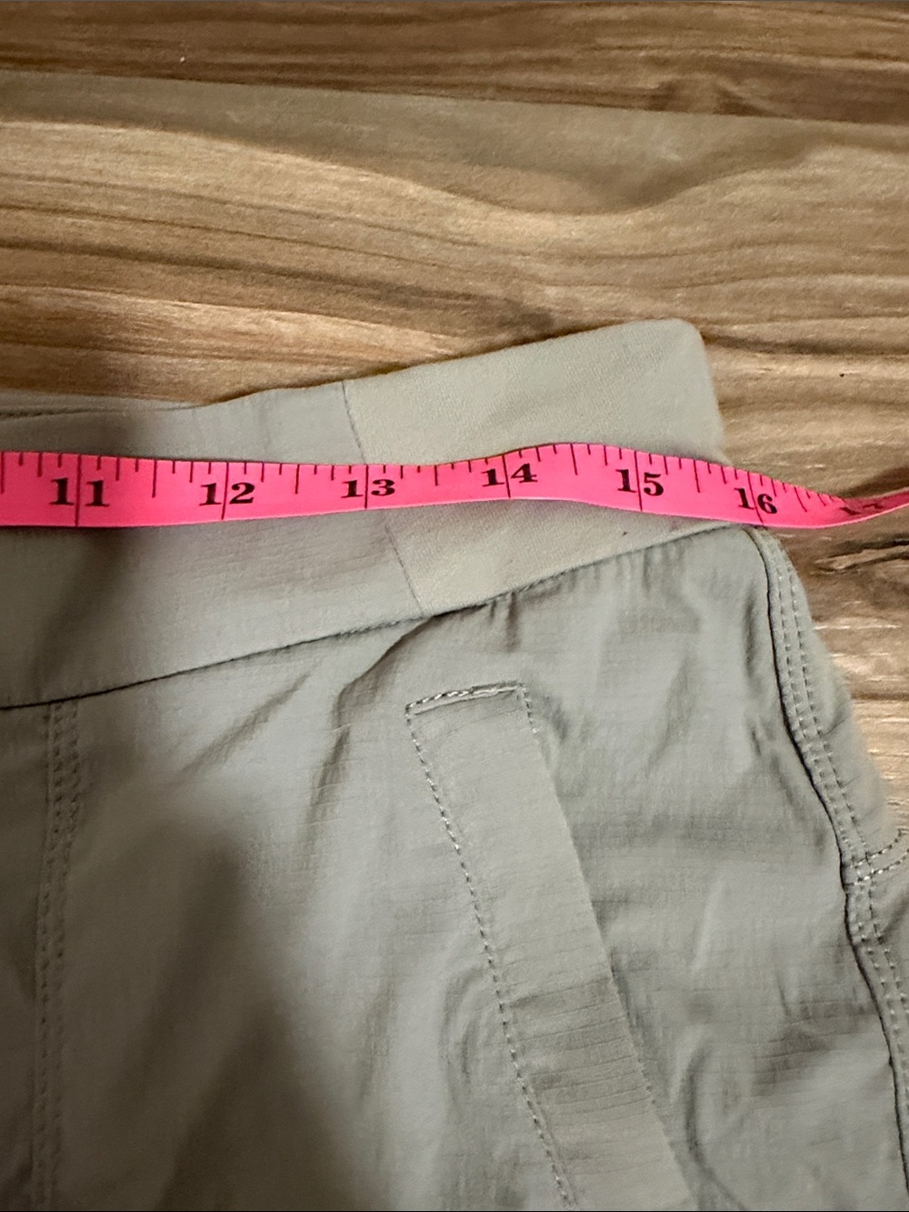 Athleta Women’s Gray Trekkie 2.0 Jogger Pants 8 Lightweight Drawstring Pockets - Picture 5 of 9